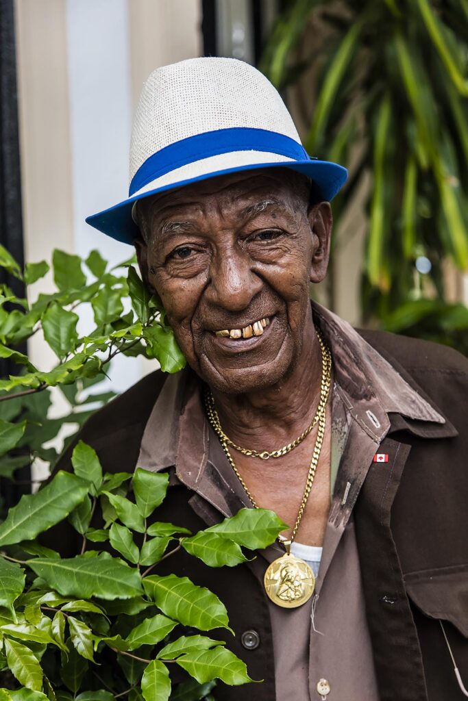 A RUMBA SINGER sporting golden teeth - HAVANA, CUBA