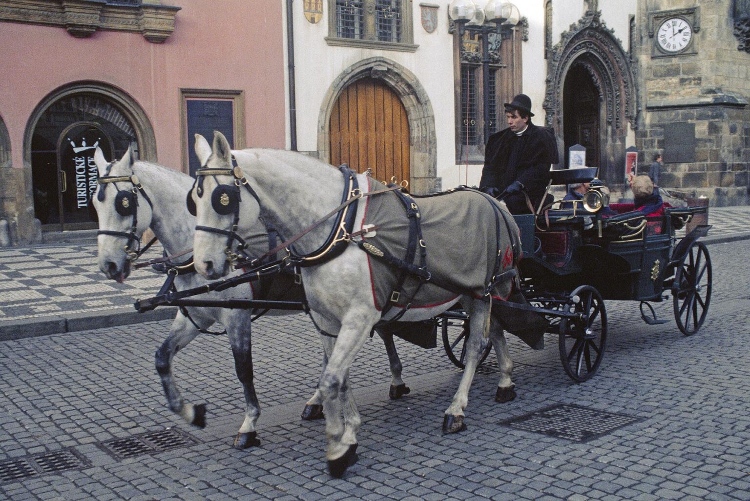 CARRIAGE RIDES add to the 18th century feel of PRAGUE (PRAHA) - CZECH REPUBLIC
