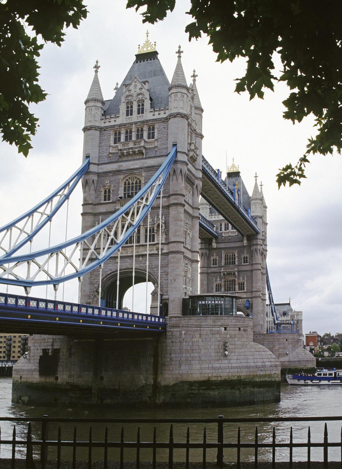 LONDON BRIDGE crosses the THAMES RIVER - LONDON, ENGLAND