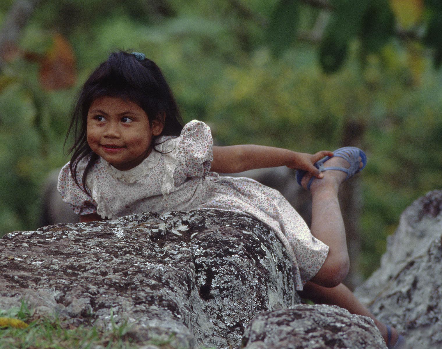 MAYAN GIRL in SANTA ROSA DE COPAN - HONDURAS