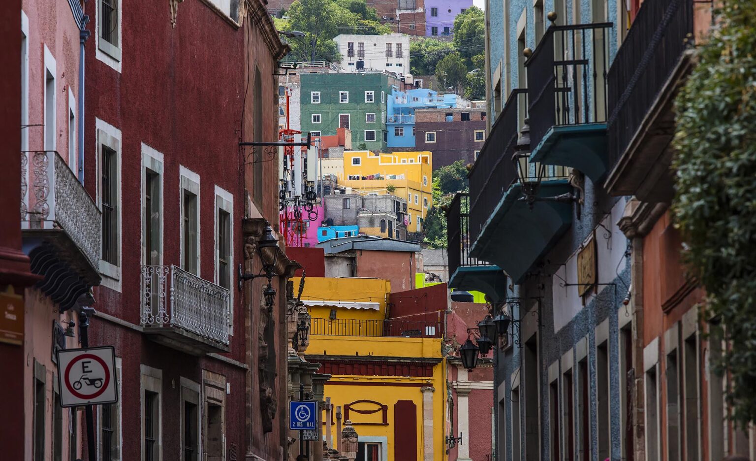 The architecture of the historical city of GUANAJUATO is known for its bright colors - MEXICO