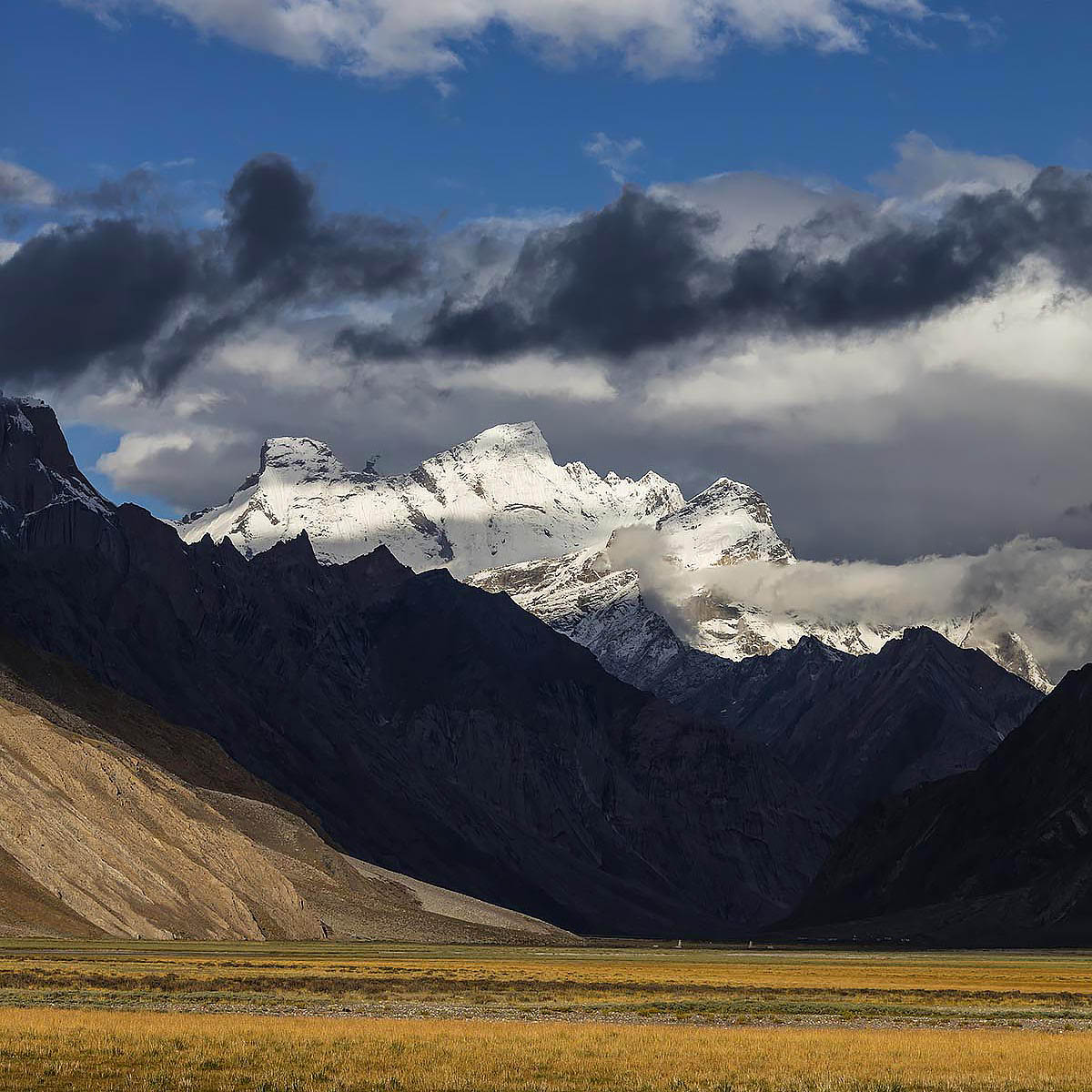 The massive himalayan peaks of NUN and KUN are 23,409 feet high - ZANSKAR, LADAKH, INDIA
