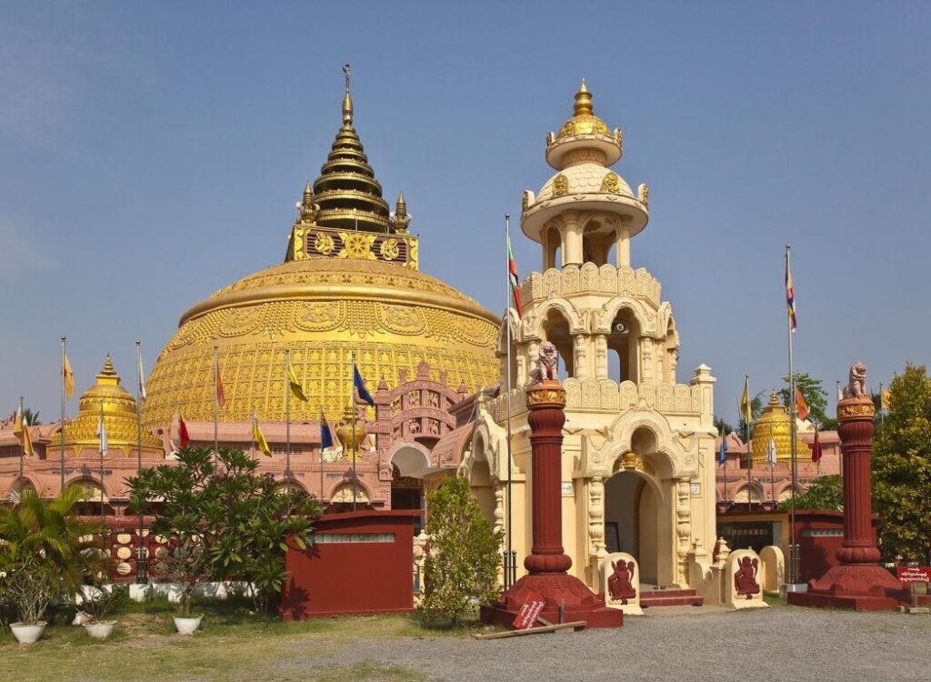 The THIDAGU WORLD BUDDHIST UNIVERSITY is located at the base of SAGAING HILL near MANDALAY - MYANMAR