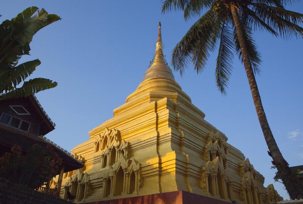 The gilded WAT JONG KHAM dates back to at least the 13th century - KENGTUNG also known as KYAINGTONG, MYANMAR