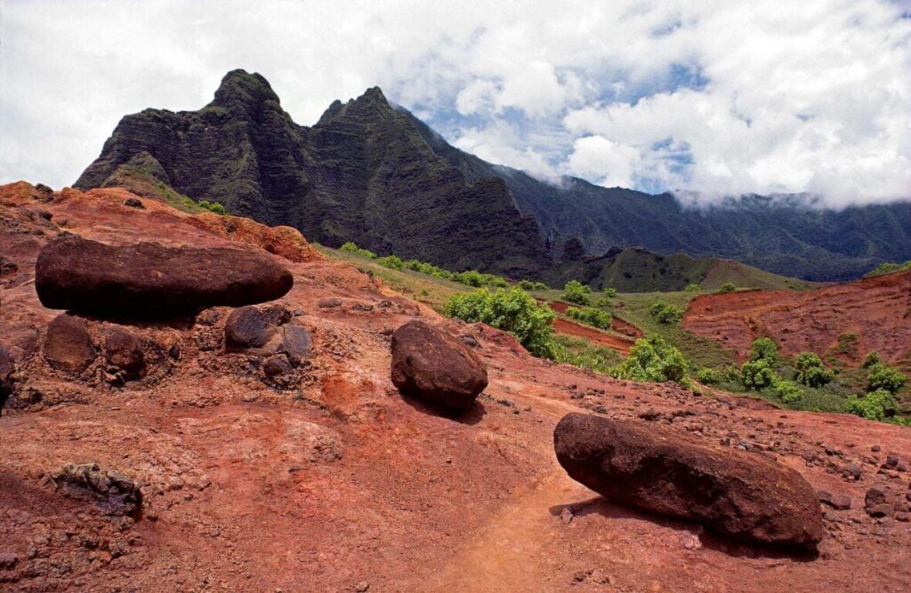 Hike inland to KALALAU VALLEY from the NA PALI COAST on the KALALAU TRAIL - KAUAI, HAWAII