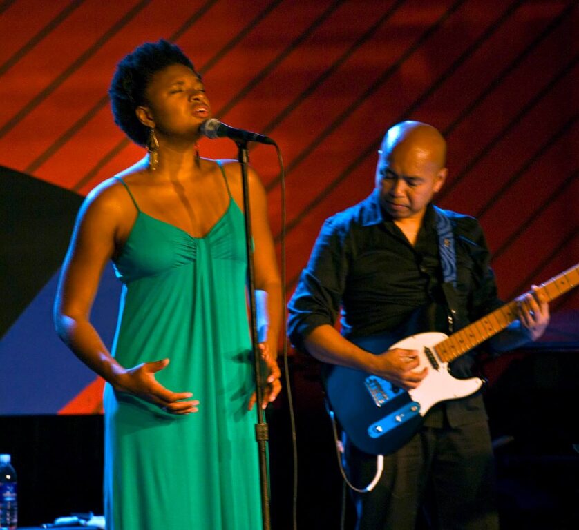 LIZZ WRIGHT sings at the 2009 MONTEREY JAZZ FESTIVAL - CALIFORNIA